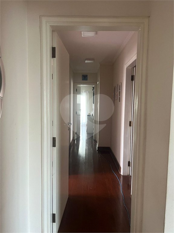 Cobertura à venda ou para alugar com 5 quartos, sendo 2 suítes, em Santa Cecília, São Paulo, SP