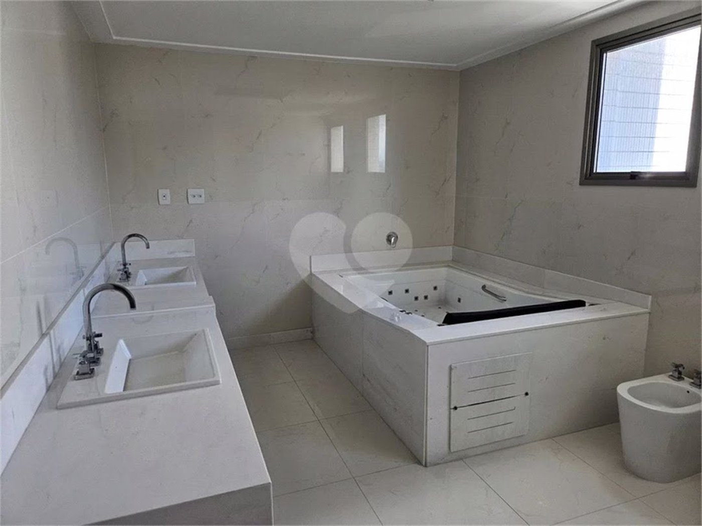 Apartamento Residencial à venda, Ponta da Praia, Santos - AP0507.