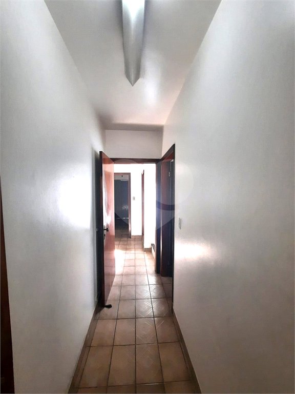 Sobrado à venda ou para alugar com 8 quartos, sendo 2 suítes, em Santo Amaro, São Paulo, SP