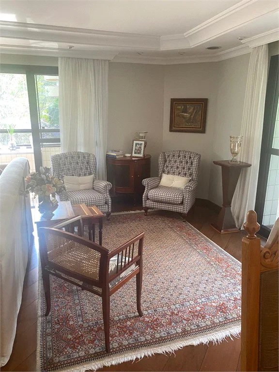 Apartamento à venda com 3 suítes em Jardim Londrina, São Paulo, SP