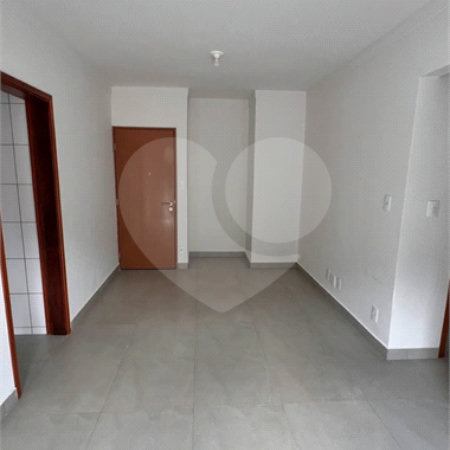 Apartamento à venda ou para alugar com 2 quartos, sendo 1 suíte, em Parque Residencial São Marcos, Porto Feliz, SP
