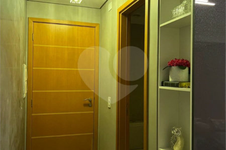 Apartamento à venda com 2 suítes em Parque Bandeirante, Santo André, SP