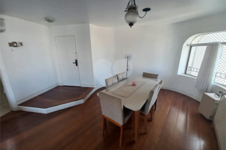 Apartamento à venda com 3 quartos, sendo 1 suíte, em Vila Andrade, São Paulo, SP