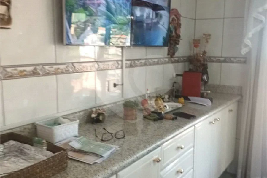 SOBRADO AMPLO COM 4 DORMITORIOS VISÃO PARA SERRA