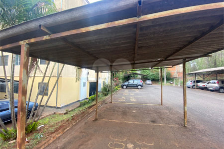 Apartamento com 2 dormitórios.