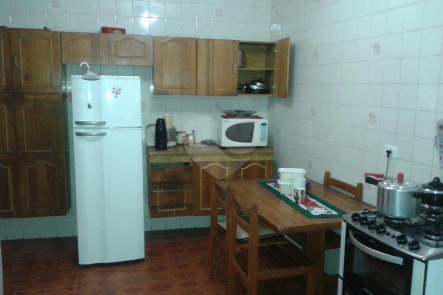 Sobrado à venda com 4 quartos em Tremembé, São Paulo, SP