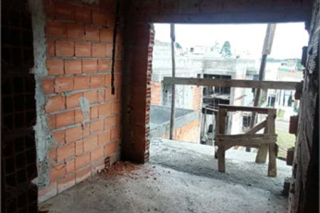Terreno à venda com 3 quartos, sendo 1 suíte, no condomínio Lago dos Pássaros, Cotia - SP