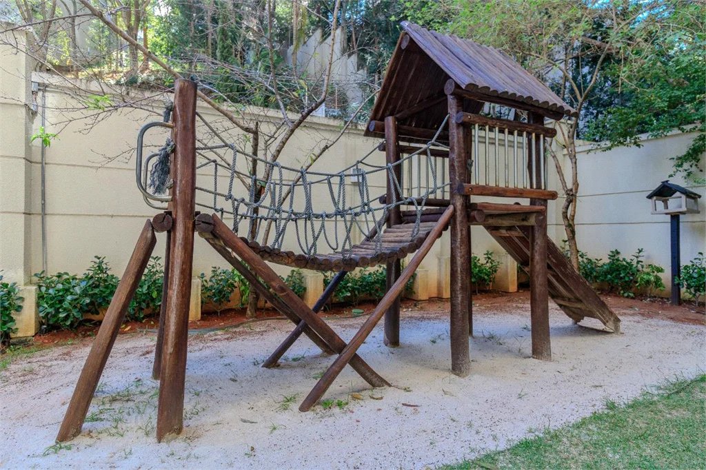 Apartamento à venda com 2 quartos, sendo 1 suíte,  em Vila Andrade, São Paulo, SP