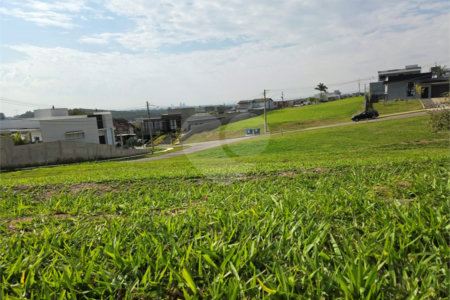Terreno à venda no condomínio Fazenda Alta Vista, Salto de Pirapora - SP