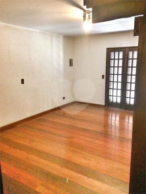 Casa à venda com 4 quartos, sendo 1 suíte, em Jardim Brasília (zona Leste), São Paulo, SP