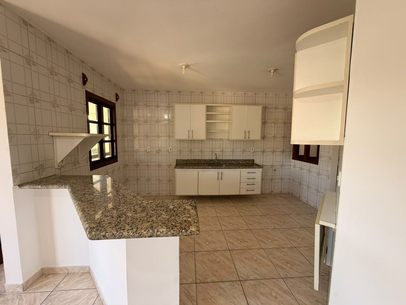 Apartamento com 3 quartos, sendo 1 suíte, Paraíso dos Pataxós, Porto Seguro - BA