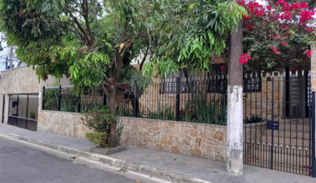 Casa Térrea à venda com 4 quartos, sendo 1 suíte,  em Parque Continental, São Paulo, SP