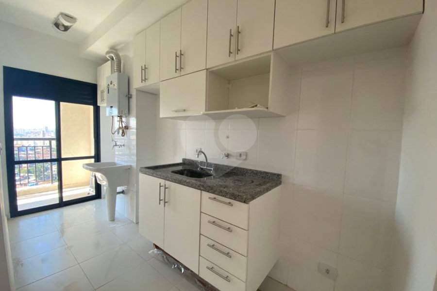 Apartamento à venda ou para alugar com 2 quartos, sendo 1 suíte, em Condomínio Granja Viana Ii, Cotia, SP
