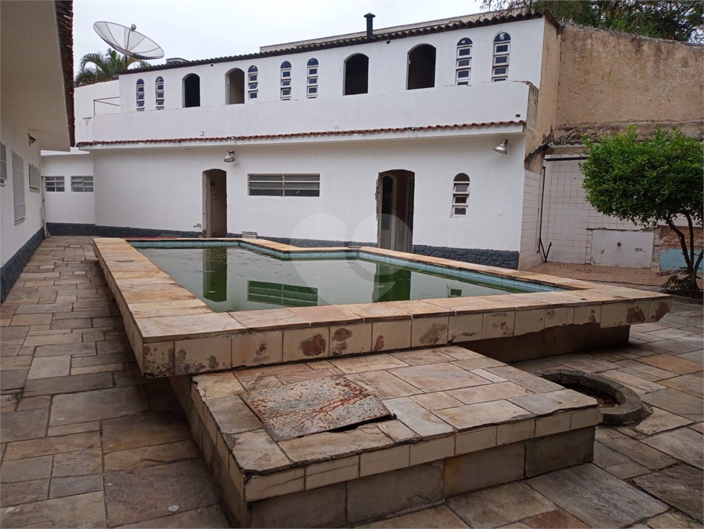 Casa Térrea à venda ou para alugar com 3 quartos, sendo 1 suíte, em Caxingui, São Paulo, SP