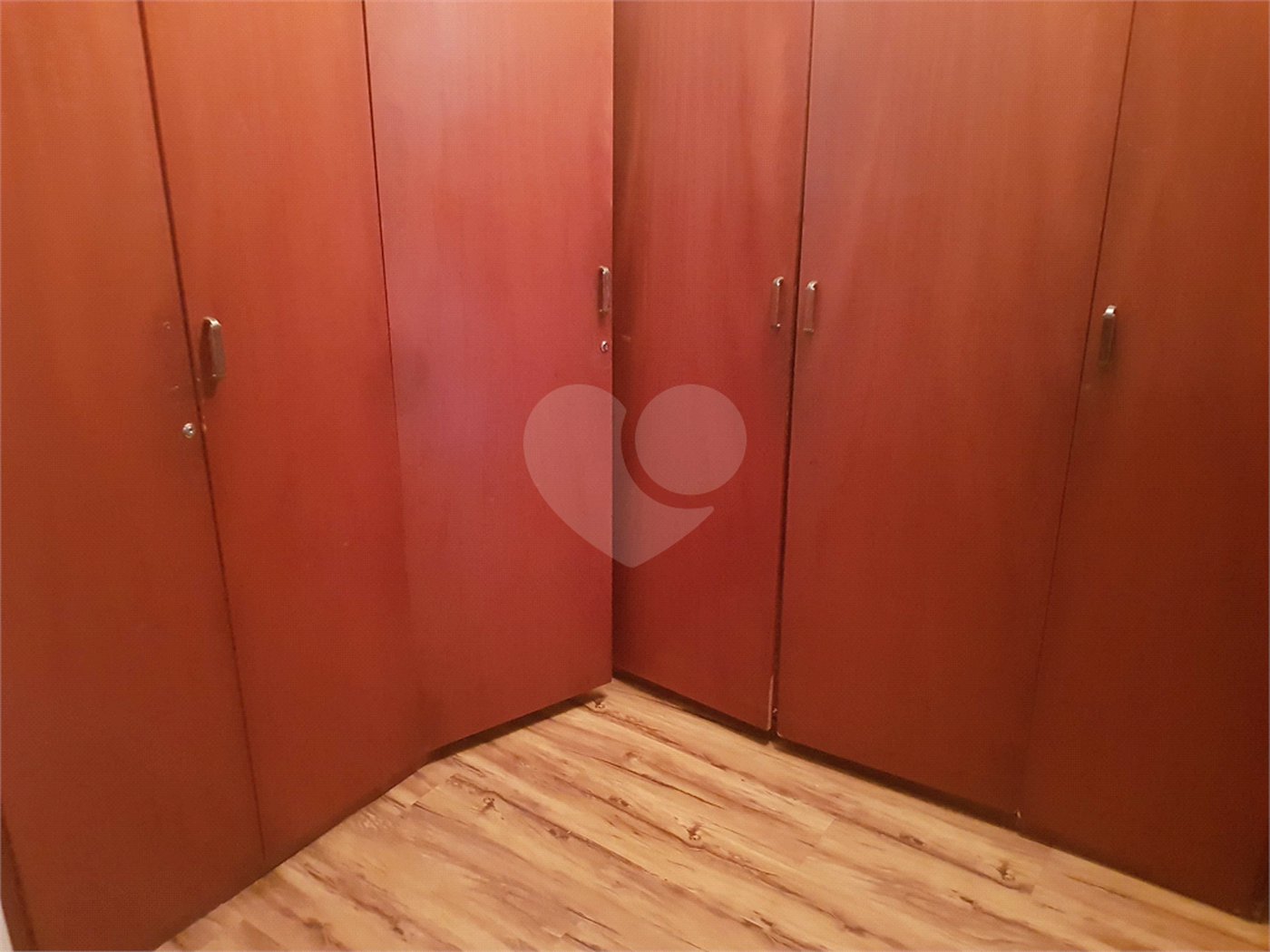 Sobrado à venda com 3 quartos, sendo 1 suíte, em Campo Grande, São Paulo, SP