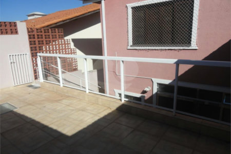 Sobrado à venda com 3 quartos, sendo 1 suíte, em Parque Ipê, São Paulo, SP