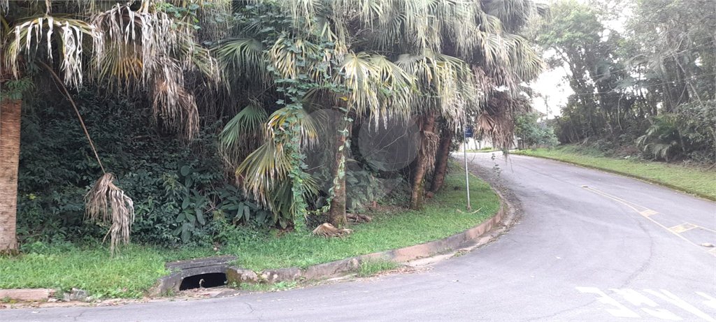 Terreno à venda no condomínio Alpes da Cantareira, Mairiporã - SP