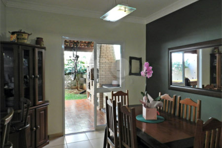 Casa à venda com 3 quartos, sendo 1 suíte, no condomínio Topazio Rp, Ribeirão Preto - SP