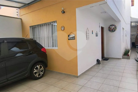 Sobrado à venda com 3 quartos, sendo 1 suíte, em Vila Butantã, São Paulo, SP