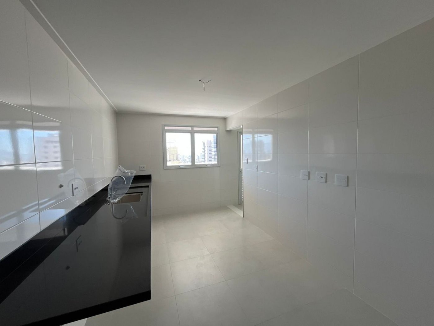 Apartamento com 3 dormitórios à venda, 170 m² por R$ 2.570.000,00 - Aparecida - Santos/SP