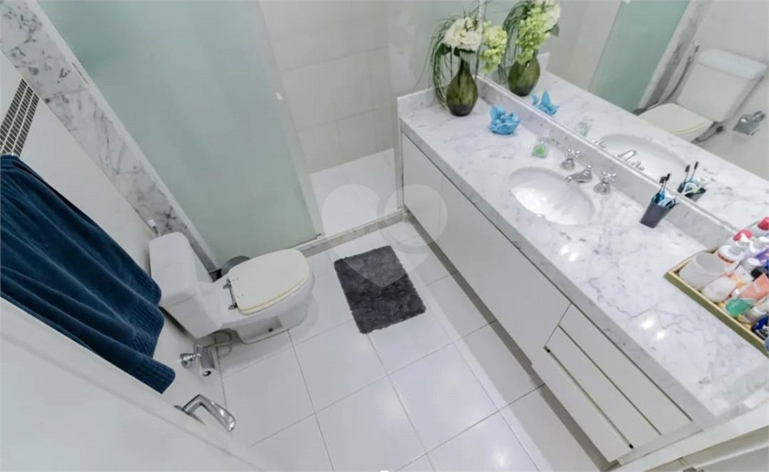 Apartamento à venda com 4 quartos, sendo 1 suíte,  em Copacabana, Rio de Janeiro, RJ