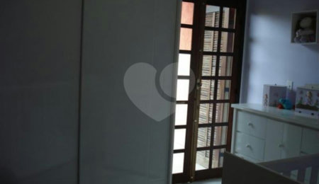 Casa à venda com 3 quartos, sendo 2 suítes,  no condomínio Cachoeira do Arari, São Paulo - SP