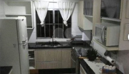 Sobrado à venda com 6 quartos em Cangaíba, São Paulo, SP