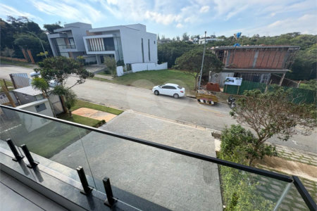 Casa à venda com 3 suítes no condomínio Alphaville Castello, Itu - SP