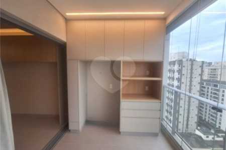 Apartamento à venda com 1 suíte em Moema, São Paulo, SP
