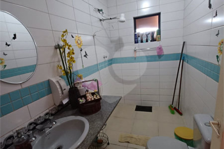 Sobrado à venda com 4 quartos, sendo 1 suíte, em Sumaré, São Paulo, SP