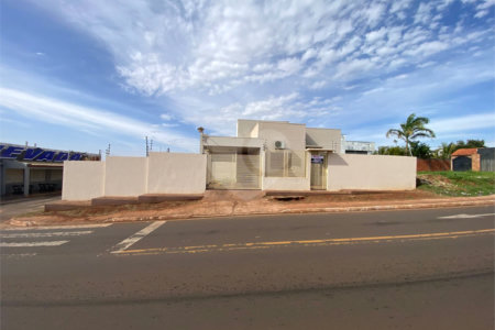 Casa à venda com 2 quartos em Residencial Ponta Porã I, Ponta Porã, MS