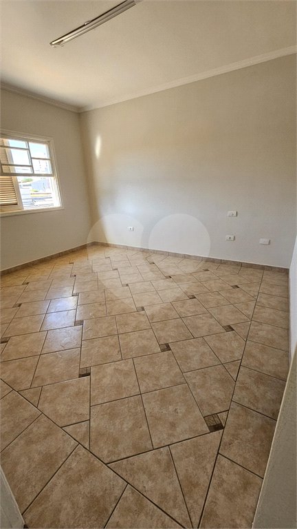 Sobrado à venda com 3 quartos, sendo 2 suítes, em Jardim Rossignatti, Indaiatuba, SP