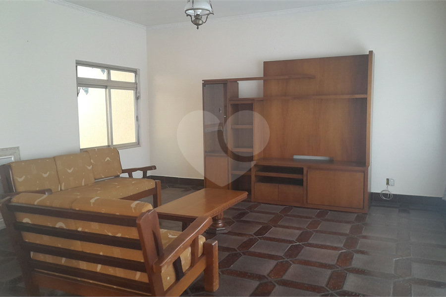 Casa à venda com 4 quartos, sendo 1 suíte, em Jaçanã, São Paulo, SP