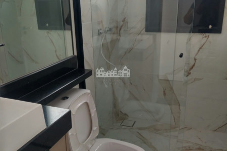 Sobrado à venda ou para alugar com 3 suítes em Jardim do Lago, Atibaia, SP