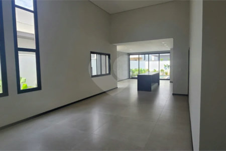 Casa à venda com 5 suítes no condomínio Parque Faber IV, São Carlos - SP
