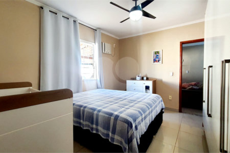 Casa à venda com 2 quartos, sendo 1 suíte, em Vila Albertina, Ribeirão Preto, SP