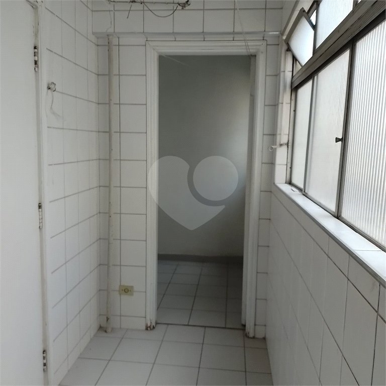 Apartamento à venda com 3 quartos, sendo 1 suíte,  em Pinheiros, São Paulo, SP