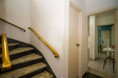 Casa à venda com 4 quartos, sendo 2 suítes,  em Jardim Paulista, São Paulo, SP