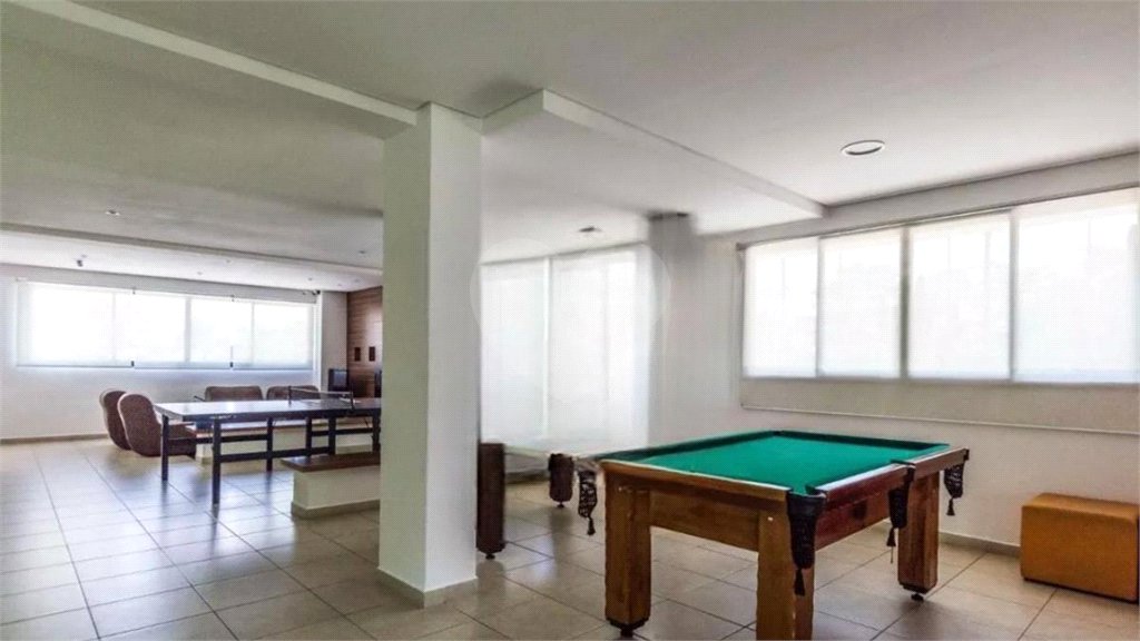 Apartamento à venda com 3 quartos, sendo 1 suíte,  em Cidade São Francisco, São Paulo, SP