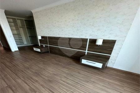 Casa à venda com 4 suítes no condomínio Golden Park Residence II, Sorocaba - SP