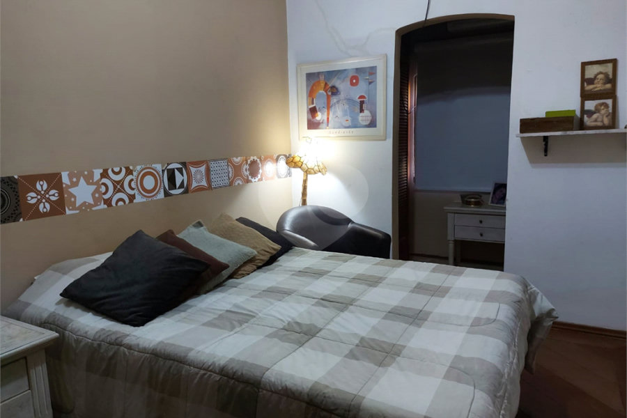 Casa à venda com 7 quartos, sendo 6 suítes, em Caceia, Mairiporã, SP