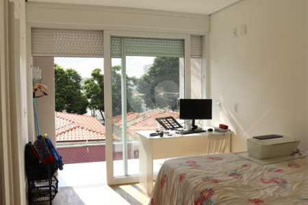 Casa à venda com 6 quartos, sendo 4 suítes, em Bosque da Saúde, São Paulo, SP