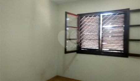 Sobrado à venda com 3 quartos, sendo 2 suítes, em Tucuruvi, São Paulo, SP
