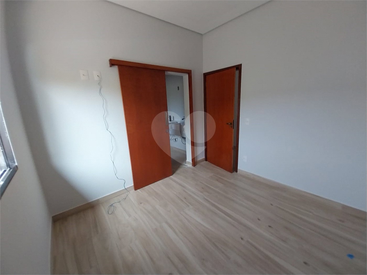 CASA A VENDA NO RESIDENCIAL CAPIVARI EM LOUVEIRA