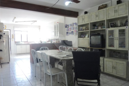 Sobrado à venda com 2 quartos, sendo 1 suíte,  em Alto da Lapa, São Paulo, SP
