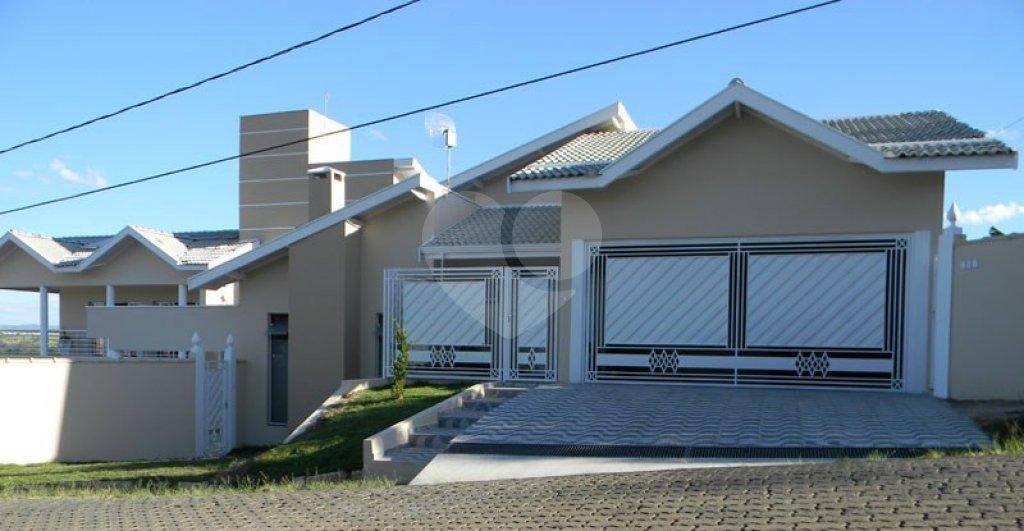 Chácara à venda com 5 quartos, sendo 2 suítes, em Terras de Santa Rosa II, Salto, SP