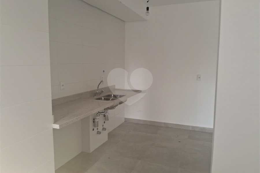 Apartamento à venda com 2 suítes em Alto da Lapa, São Paulo, SP