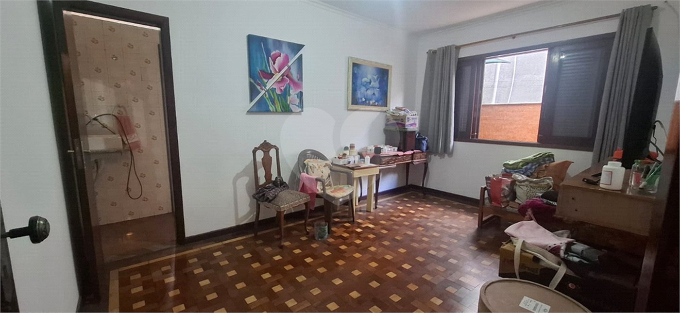 Casa à venda com 4 quartos, sendo 3 suítes, no Brasilândia, São Paulo, SP