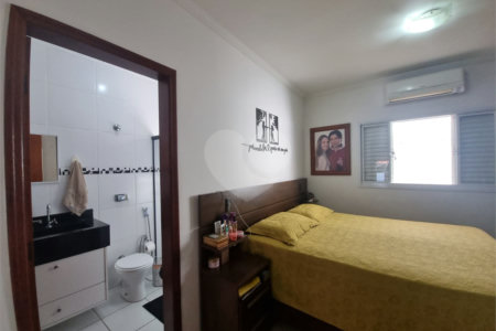 Casa Térrea à venda com 2 quartos, sendo 1 suíte,  em Jardim Wanel Ville V, Sorocaba, SP