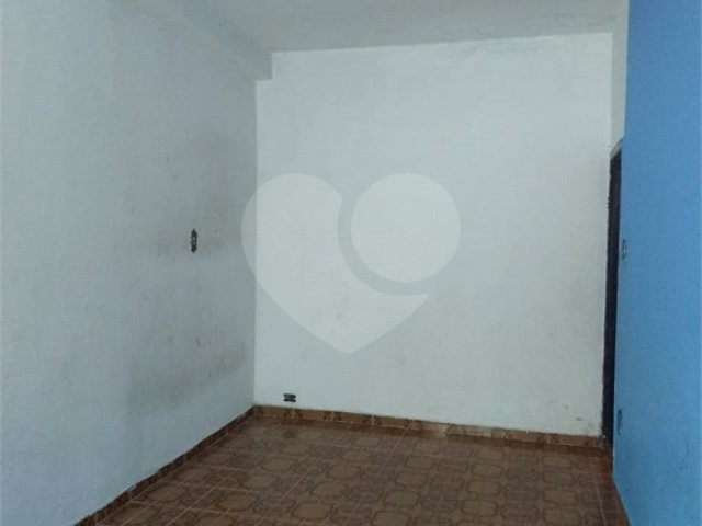 Sobrado à venda com 2 quartos em Tremembé, São Paulo, SP